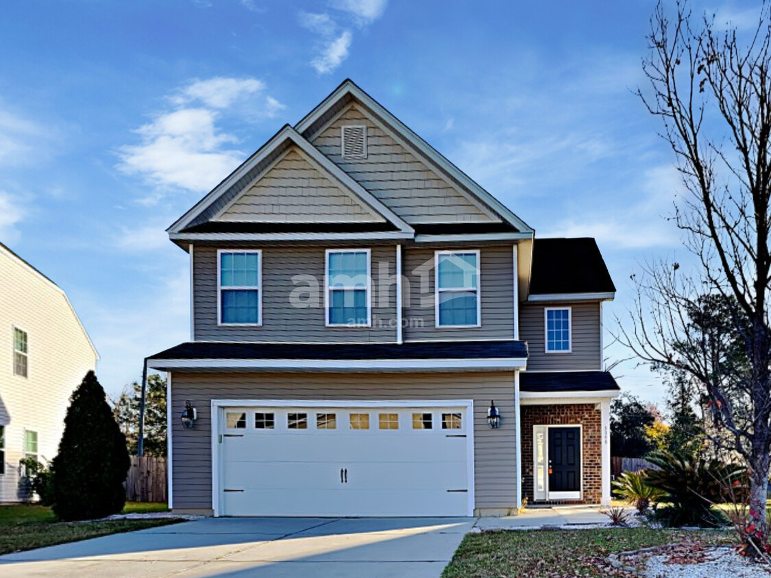 Primary Photo - 3048 Adventure Way