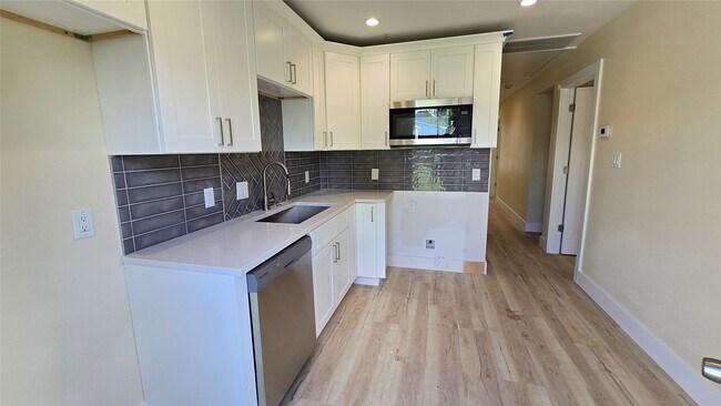 Foto del edificio - 3733 Seabrook St
