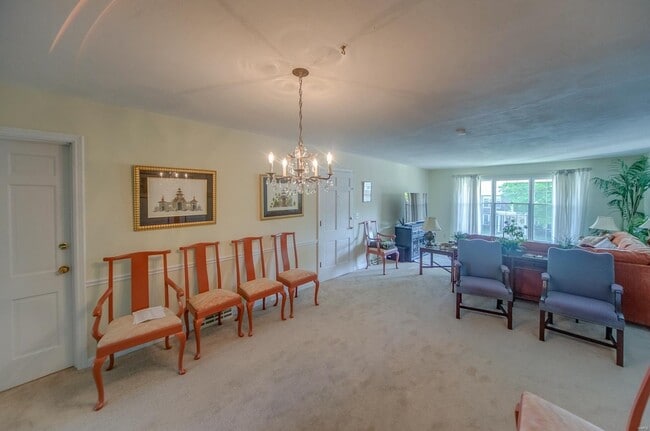 Building Photo - 7522 Claymont Ct