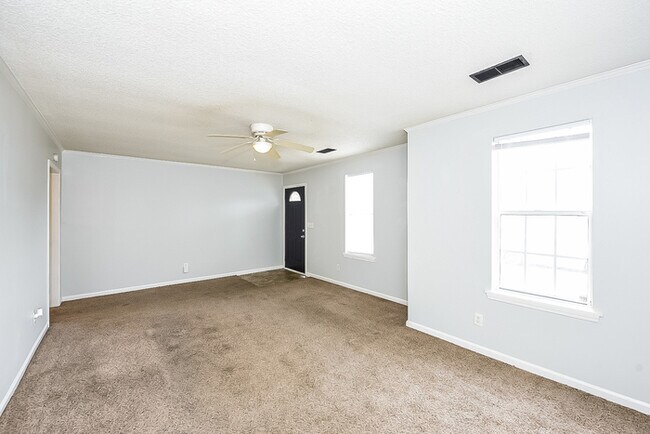 Foto del edificio - Charming 3-Bedroom Cayce Home