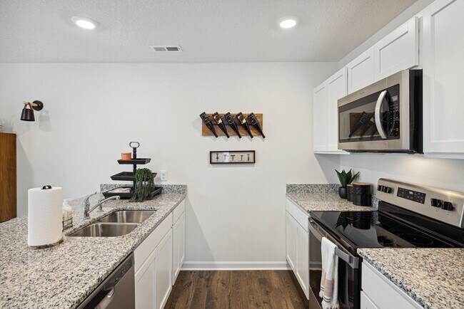 Foto del edificio - The Summit Townhomes