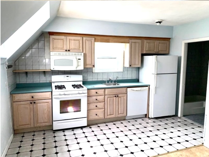 Foto principal - 172 Pleasant St