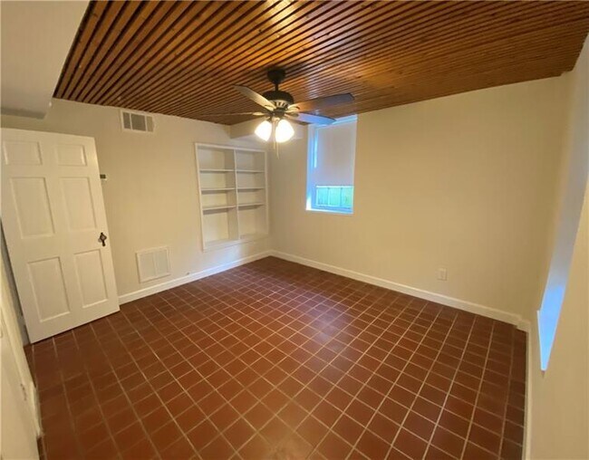 Building Photo - 1361 Briarcliff Rd NE