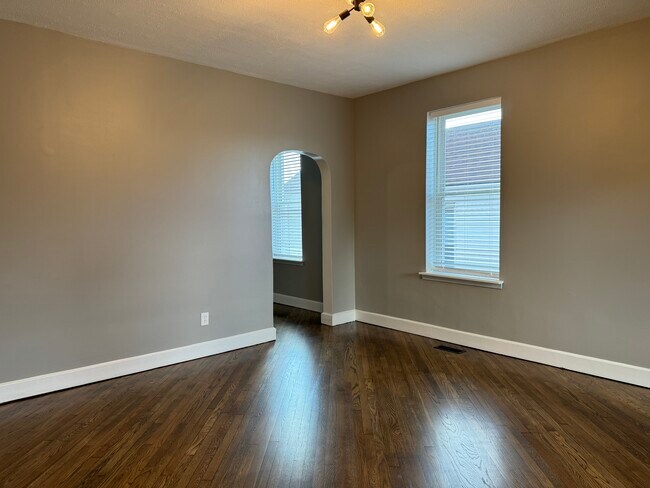 Foto del edificio - 5218 Wilson Ave