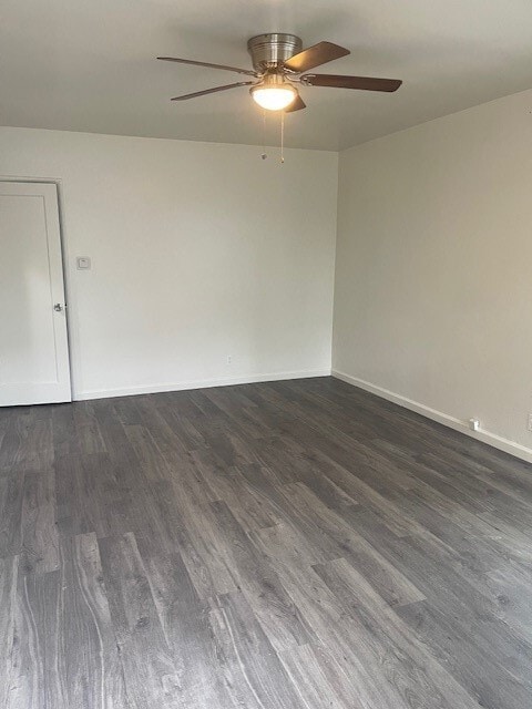Foto del edificio - 1539 W 228th St