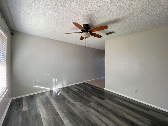 Building Photo - Your Dream Duplex Awaits in Charming Snyder!