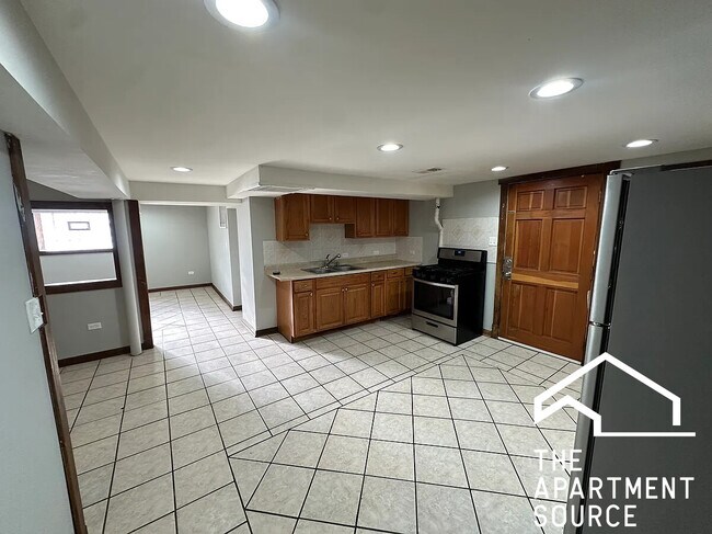 Foto del edificio - 4402 W Belden Ave