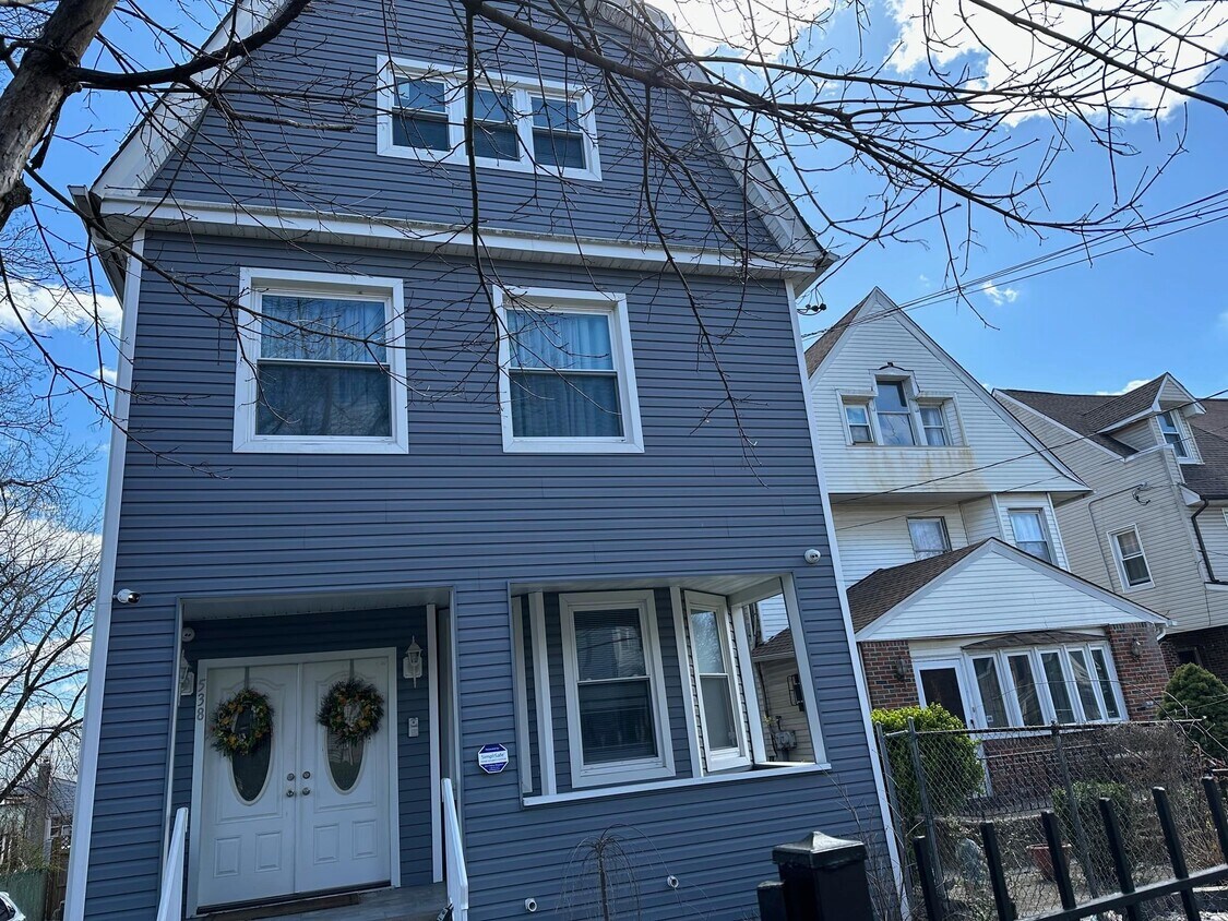 Primary Photo - 538 Garfield Ave