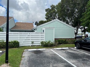 Building Photo - 13795 SW 147th Cir Ln