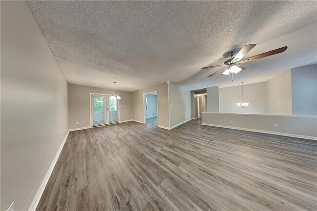 Foto del edificio - 4523 Hickory Grove Dr NW