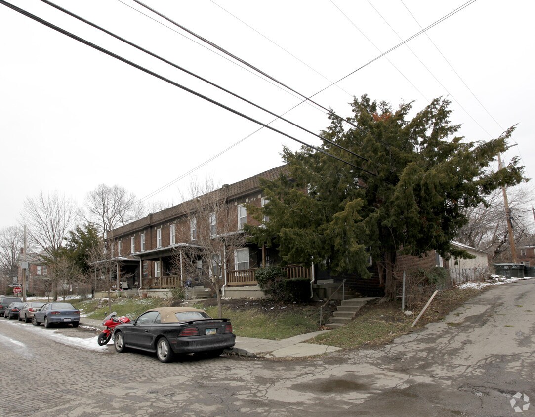 Foto del edificio - 396-406 20th Ave