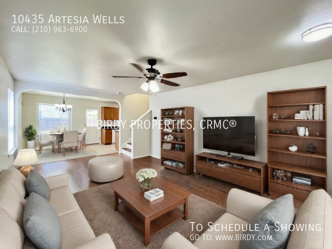 Building Photo - "Charming 3-Bedroom Home with 2.5 Baths in...