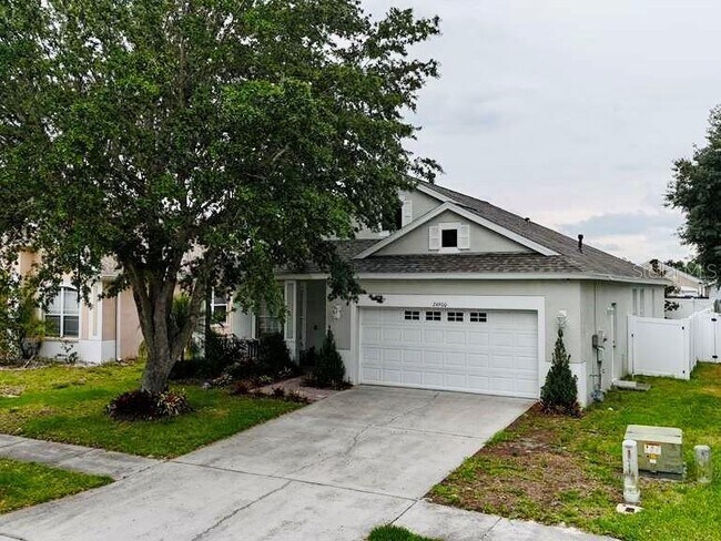 Foto del edificio - 24900 Oakhaven Ct