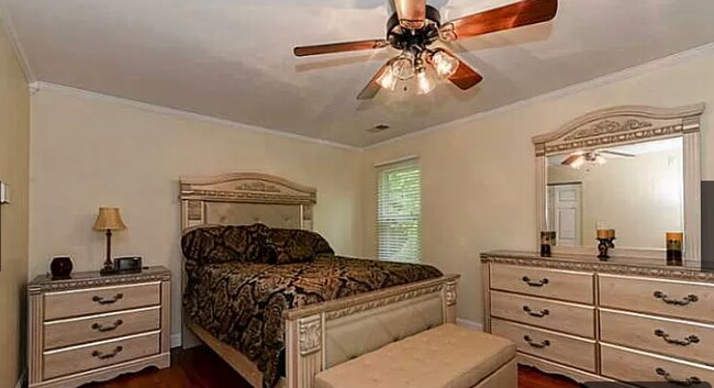 Building Photo - 7 Willow Breeze Ct