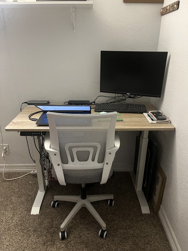 Building Photo - 3327 Eliot St