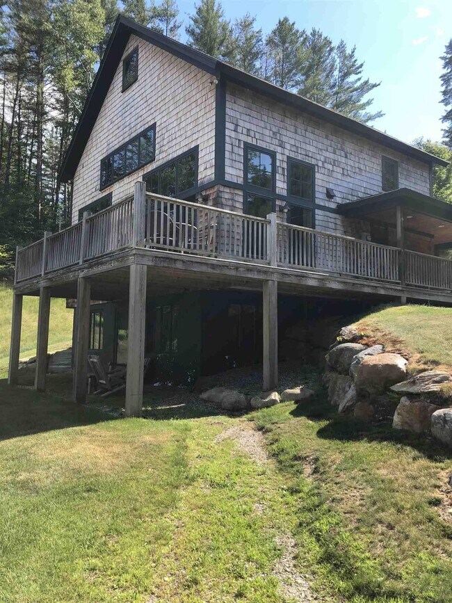 Building Photo - 33 Vacation Lodge Rd