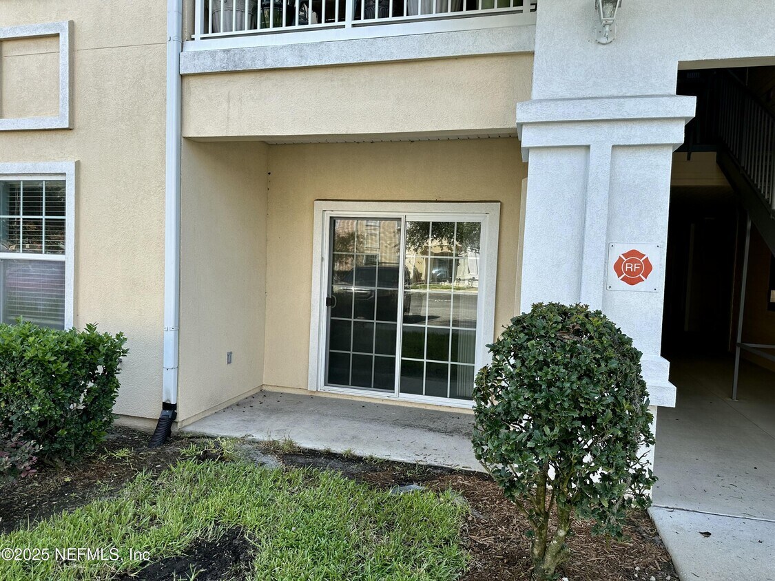 Foto principal - 4990 Key Lime Dr