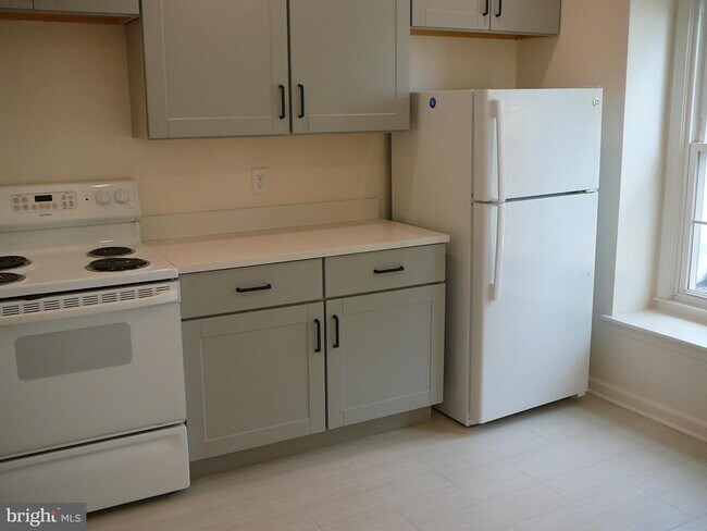 Foto del edificio - 8607 Dellway Ln