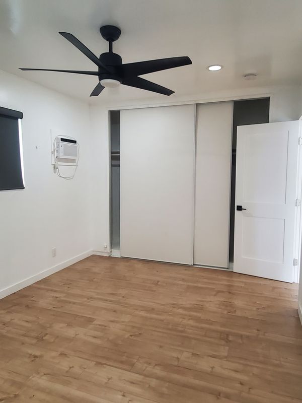 Foto del edificio - 7934 Newlin Ave