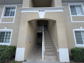 Building Photo - 9507 Amberdale Ct