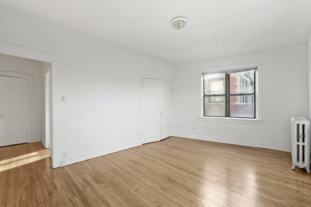 Building Photo - 1709 W North Shore Ave