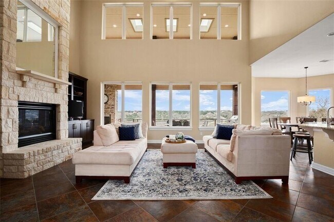 Foto del edificio - 3207 Crystal Falls Pkwy