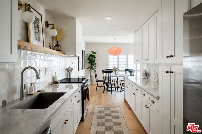 Foto del edificio - 651 Wilcox Ave