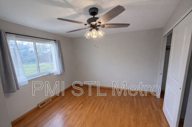 Building Photo - 3900 Randhall Dr