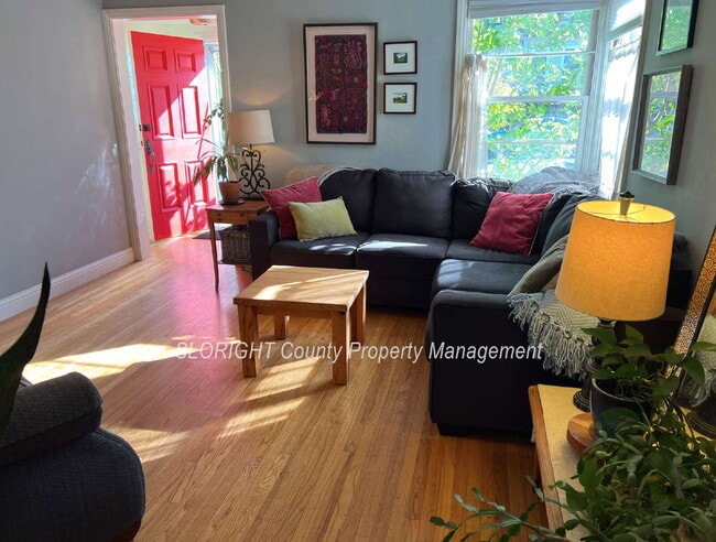 Foto del edificio - AVAILABLE JULY - 2 Bed/ 1 Bath shared home near Downtown SLO