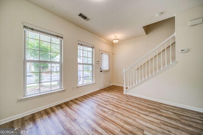 Building Photo - 3285 Hidden Cove Cir NW