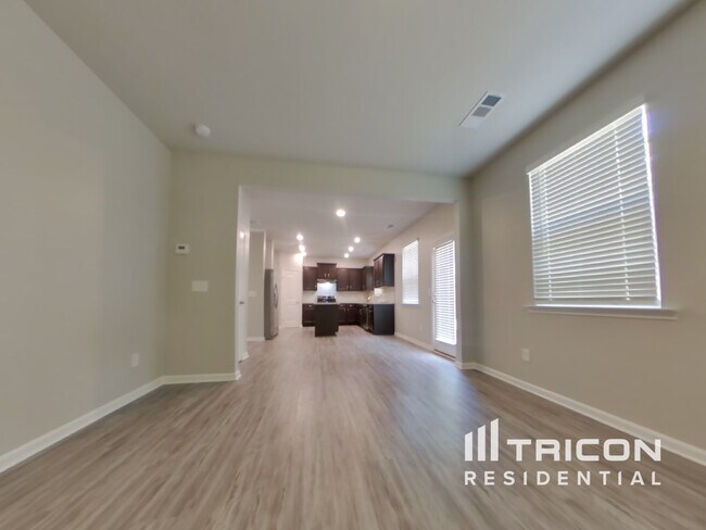 Foto del edificio - 42 Woodland Ct