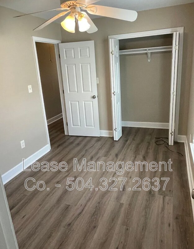 Foto del edificio - 4650 Laine Ave