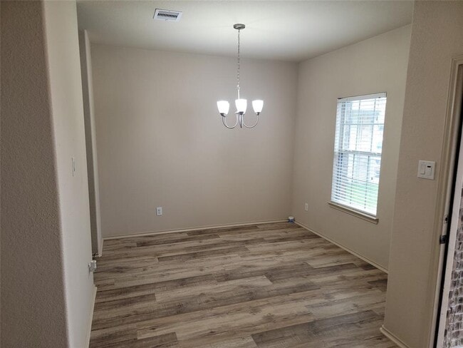 Building Photo - 20211 Louetta Reach Dr