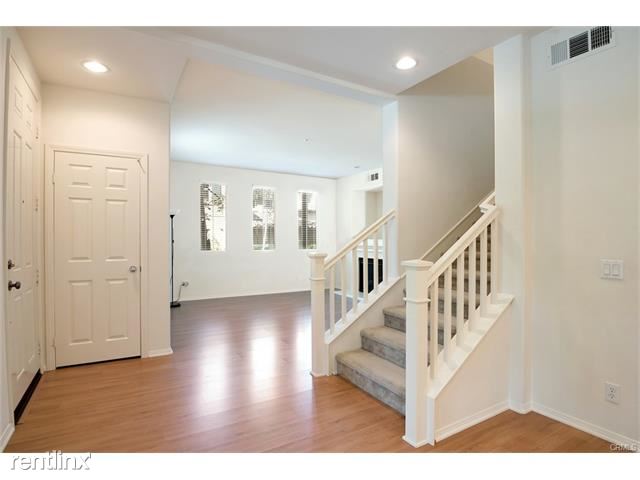 Foto del edificio - 122 Stepping Stone