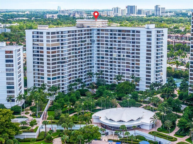 Foto del edificio - 600 Three Islands Blvd