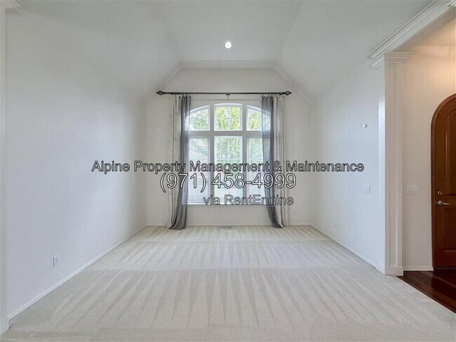 Foto del edificio - 4143 NW Meisner Dr