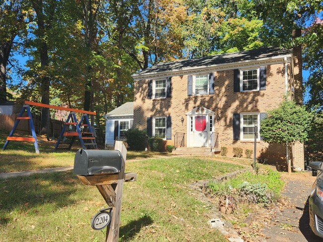 Foto del edificio - 4-Bedroom Home in Boonsboro Area - Lynchbu...