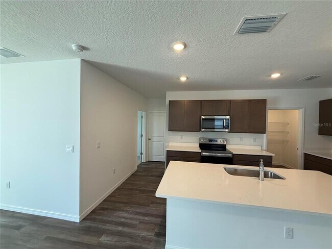 Foto del edificio - 32514 Weathered Oak Dr