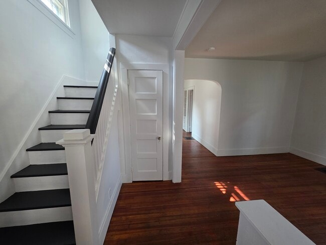 Building Photo - 681 Meigs St
