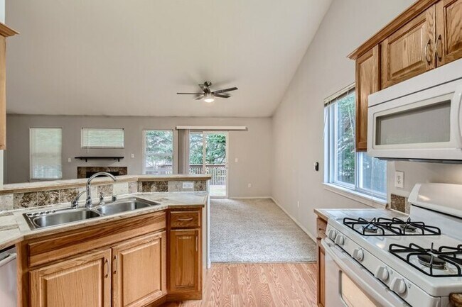 Building Photo - 8617 133rd St Ct E, Puyallup, WA, 98373