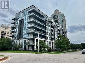 Building Photo - 17 Kenaston Gardens