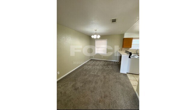 Building Photo - Cute 2-bedroom 1 bath, Centrally Located