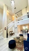 Building Photo - 2422 Venetian Way