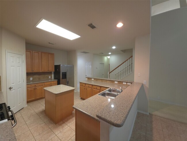 Foto del edificio - 3027 Providence Oak St