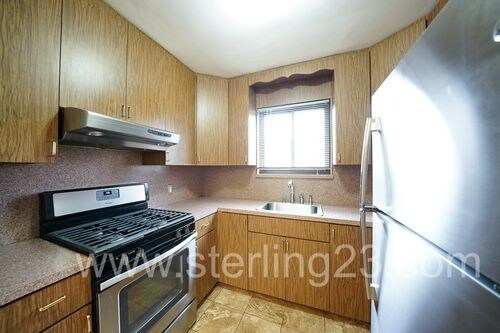 Primary Photo - 2112 24th Ave