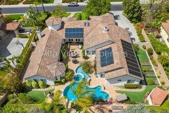 Building Photo - 9129 White Alder Ct