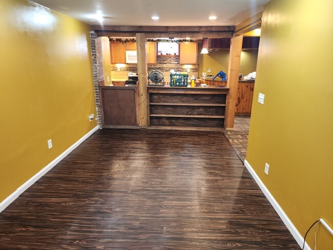 Building Photo - 4904 Inglewood Ct