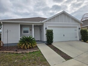 Building Photo - 687 SW 251st St