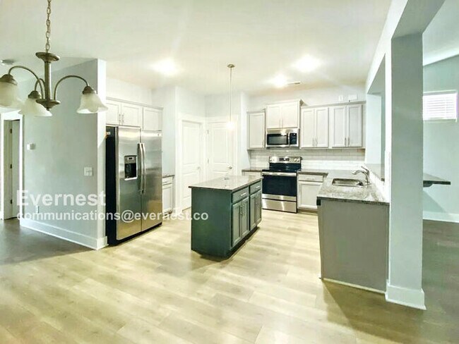 Foto del edificio - 5007 Gracious Dr