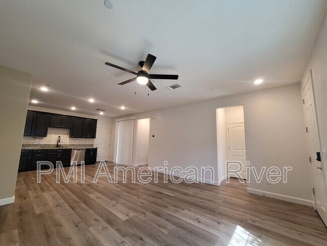 Photo - 3805 Amelia Rose Way House